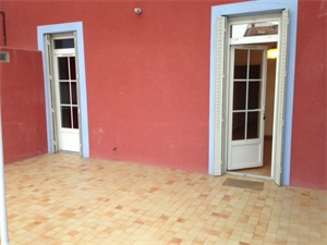 t3 à la location -   63110  BEAUMONT, surface 53 m2 location t3 - UBI480502904